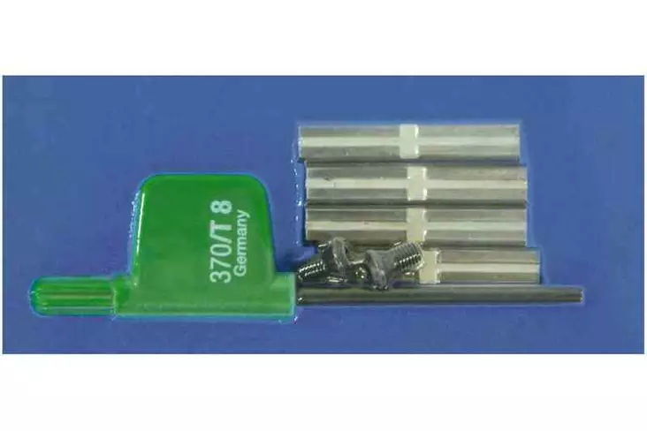 FESTOOL Jyrsinterän varateräsetti HW-WP 30x5,5x1,1 (4x) 491388 - Kääntölevyt ja laakerit - 4014549010624 - 1