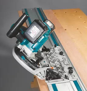 MAKITA Akku-upotussaha DSP601ZJU AWS 1500 mm ohjauskiskolla - Makita LXT 18V Pyörösahat - 088381851718 - 2