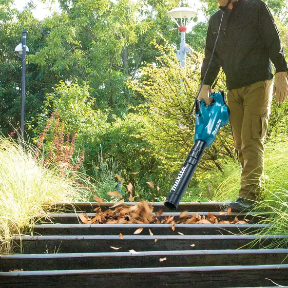 MAKITA Akkupuhallin LXT DUB362PT4 - Makita LXT 18V Akkukonepaketit - 088381872249 - 2